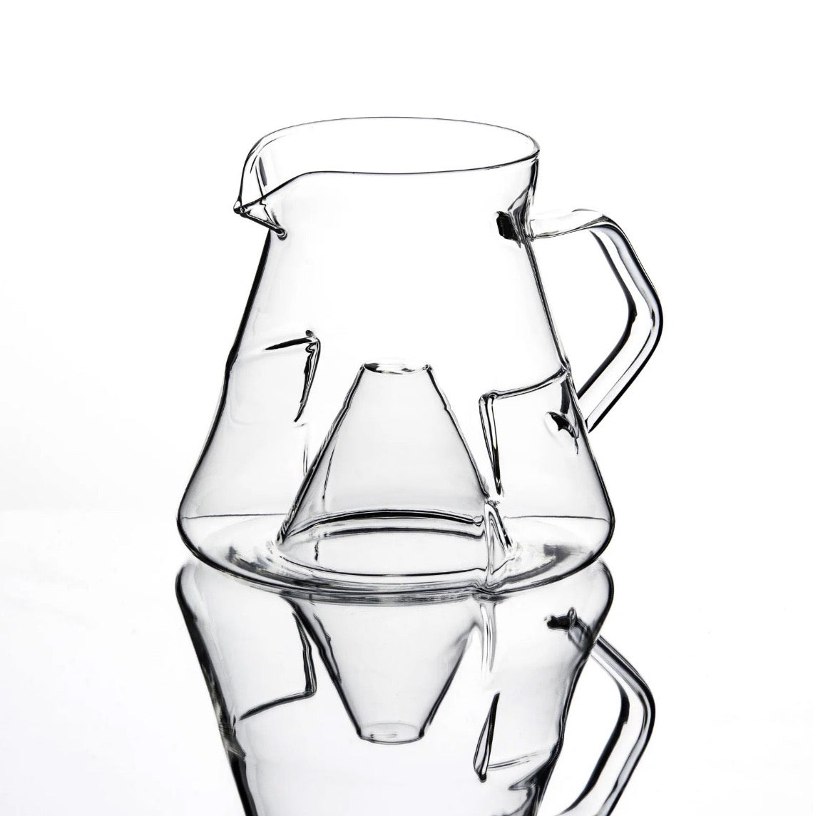 ICOSA - Cyclone Carafe